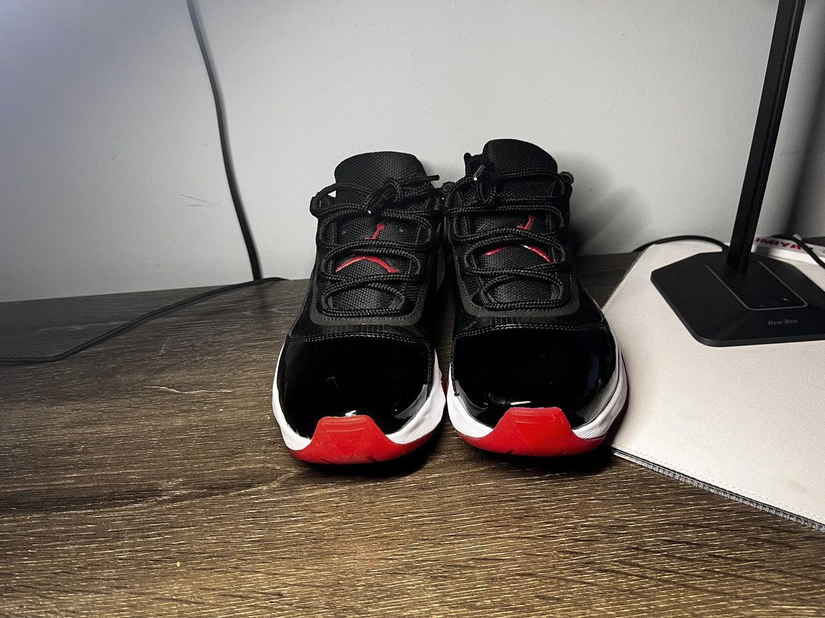 Jordan Brand Jordan 11s CMFT Low Size: 8 Size US 8 / EU 41 - 4 Thumbnail