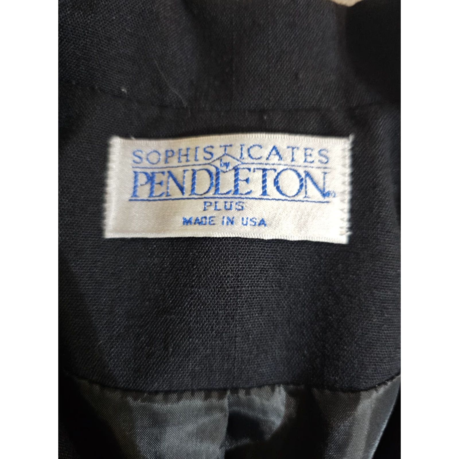Pendleton VINTAGE Pendleton Blazer Jacket Women's Plus Size 14 Blue One-Button Notch Lapel Workwear Satin Lined Regular Fit Size XL / US 12-14 / IT 48-50 - 4 Thumbnail