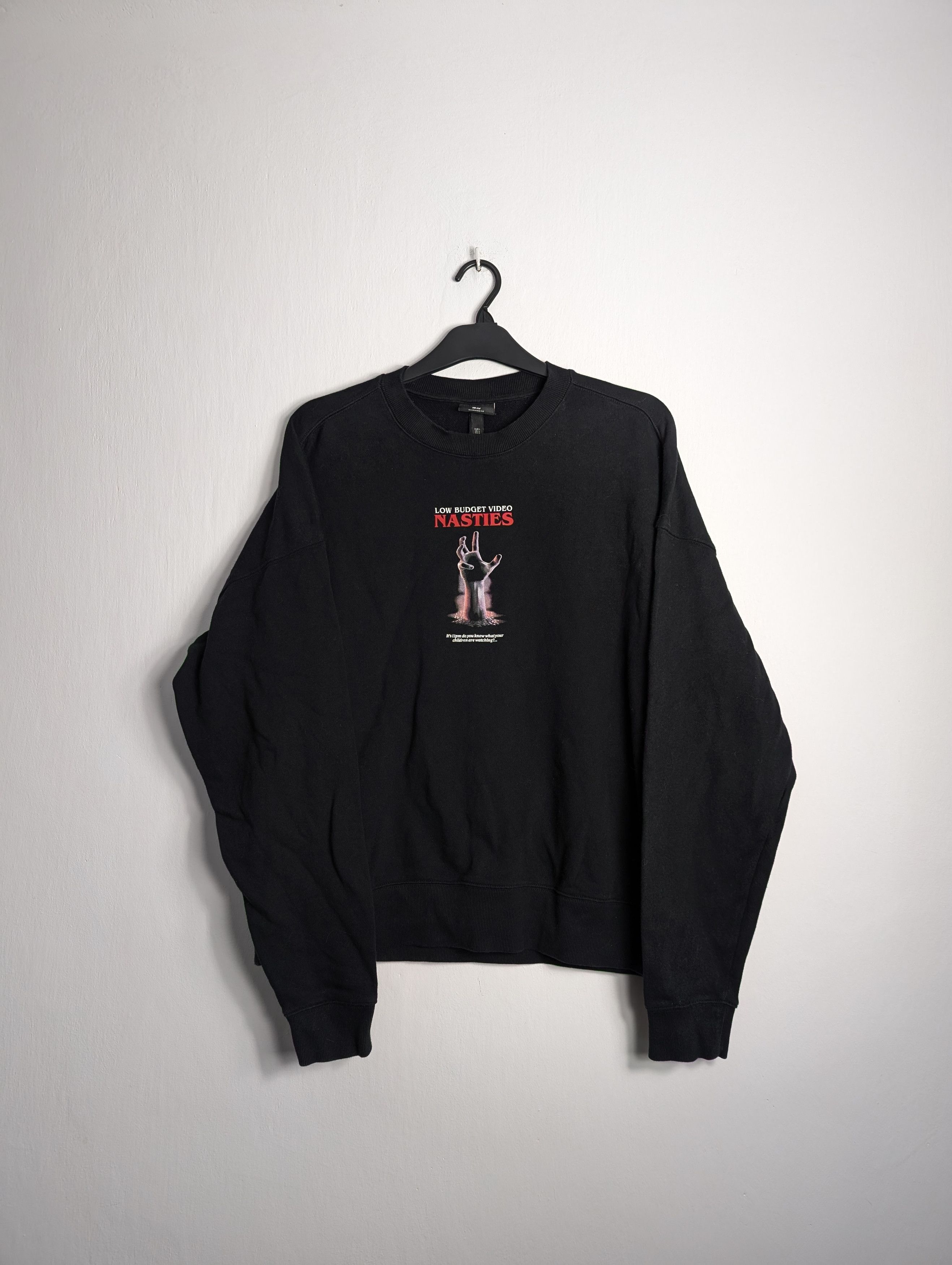 H&M H&M Black Graphic Sweatshirt Crewneck Streetwear Size US L / EU 52-54 / 3 - 1 Thumbnail