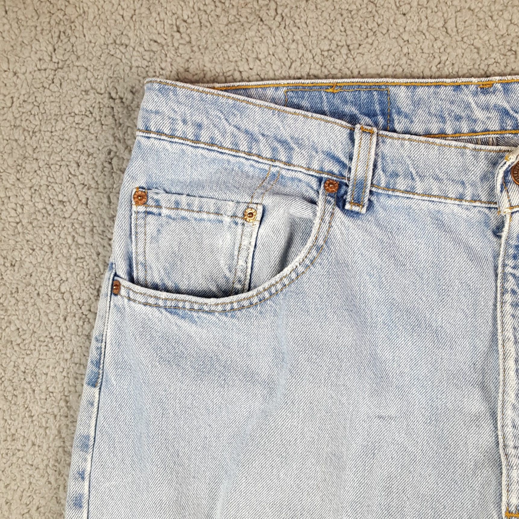 Levi's VINTAGE Levi's 560 Distressed Faded Denim Jeans Men's Size 38x30 Blue Grunge 90s Y2K Size US 38 / EU 54 - 6 Thumbnail