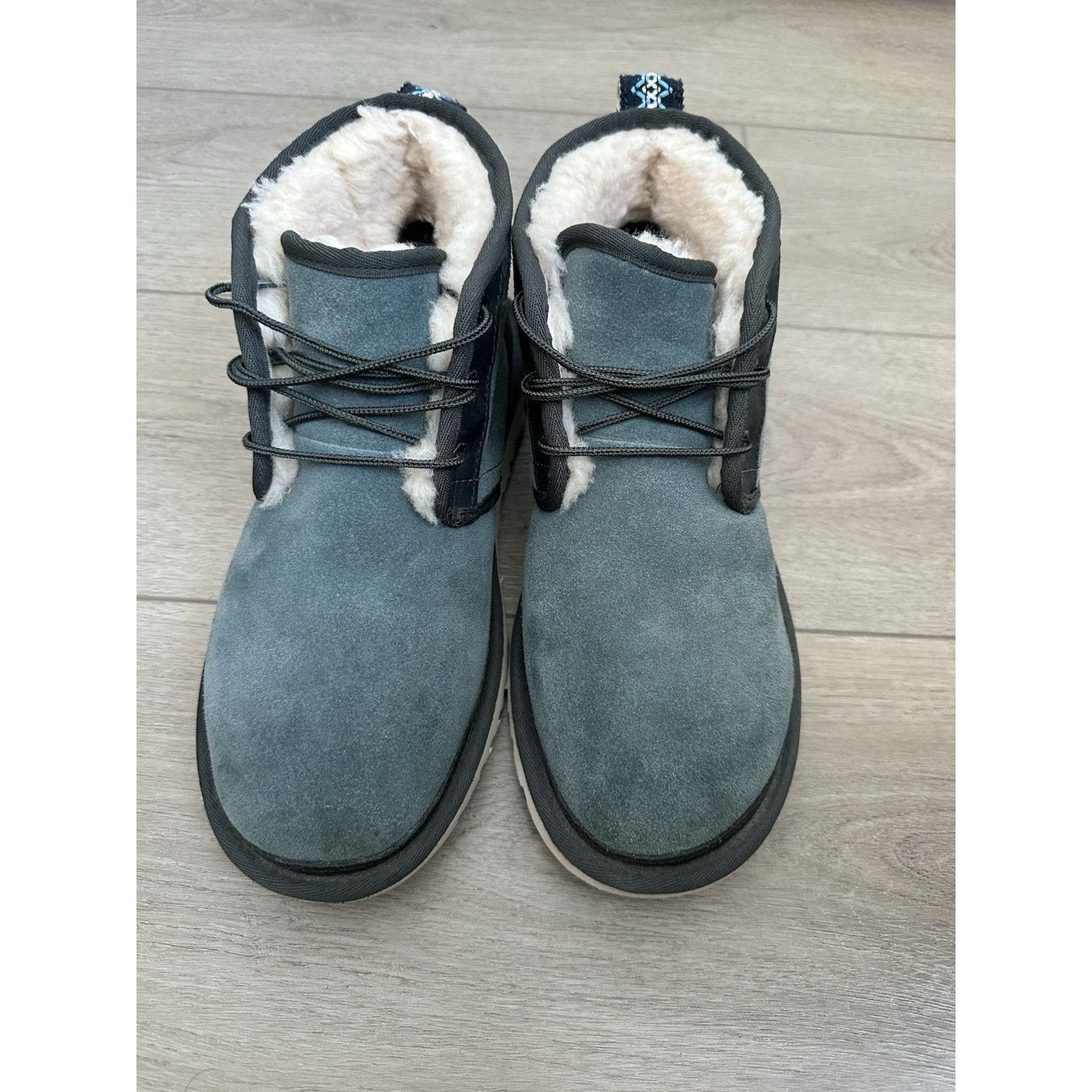 Ugg Ugg nuemel lace up fur boots blue water suede size 9 men’s Size US 9 / EU 42 - 3 Thumbnail