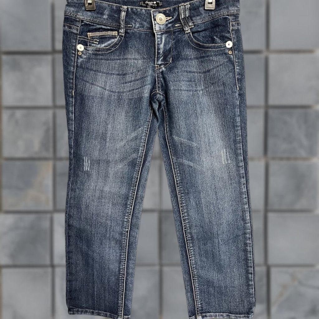 Denime Sequin Hearts Cropped Jeans Women Juniors 5 Blue Denim Low Rise 32in Waist 25.5in Inseam 5-Pocket Size 27" / US 4 / IT 40 - 1 Thumbnail
