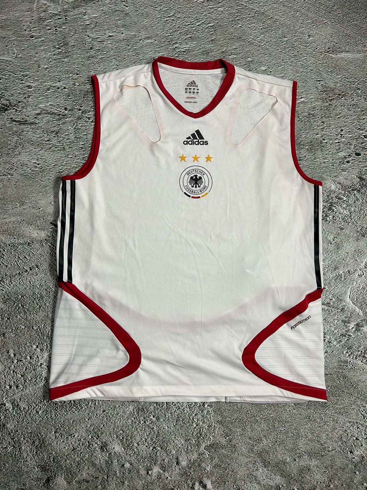 Adidas × Vintage Germany vintage adidas tank top white jersey Size US L / EU 52-54 / 3 - 1 Thumbnail