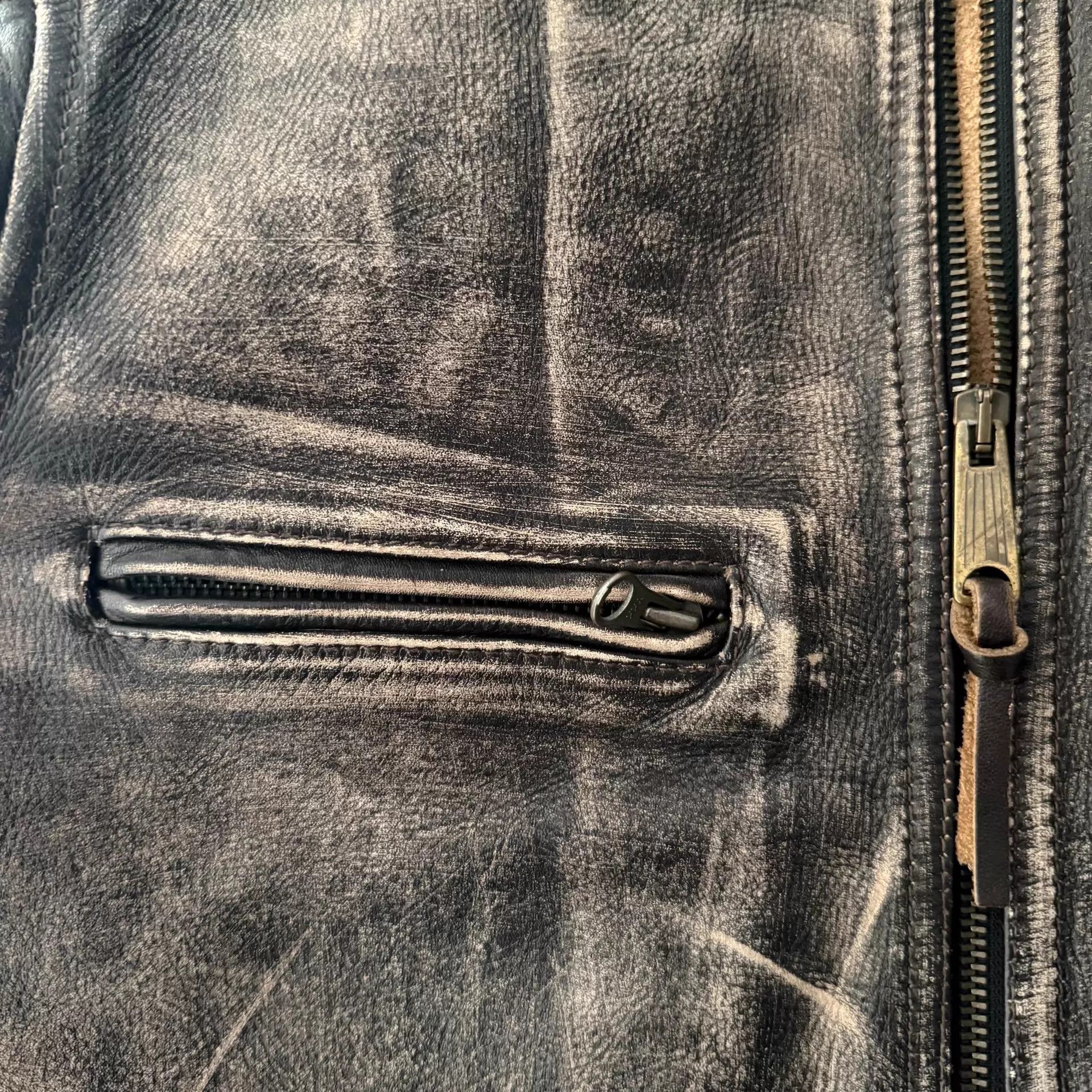 Levi's Levis Lvc 1950s Distressed Cowhide Motorcycle Jacket Size US M / EU 48-50 / 2 - 5 Thumbnail