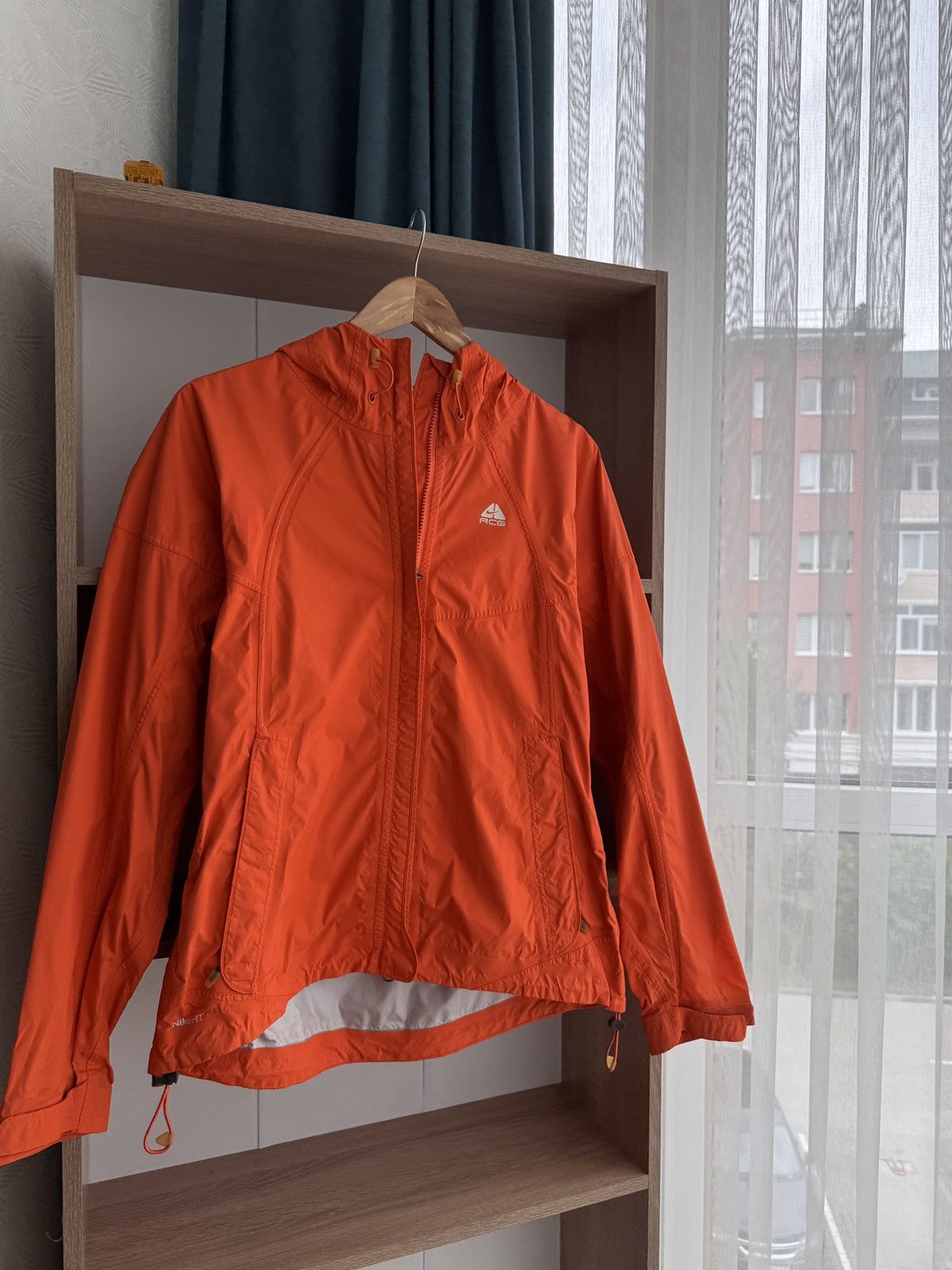 Nike × Nike ACG × Vintage Vintage Nike ACG Layer 3 Waterproof Orange W' Jacket Size M / US 6-8 / IT 42-44 - 3 Thumbnail