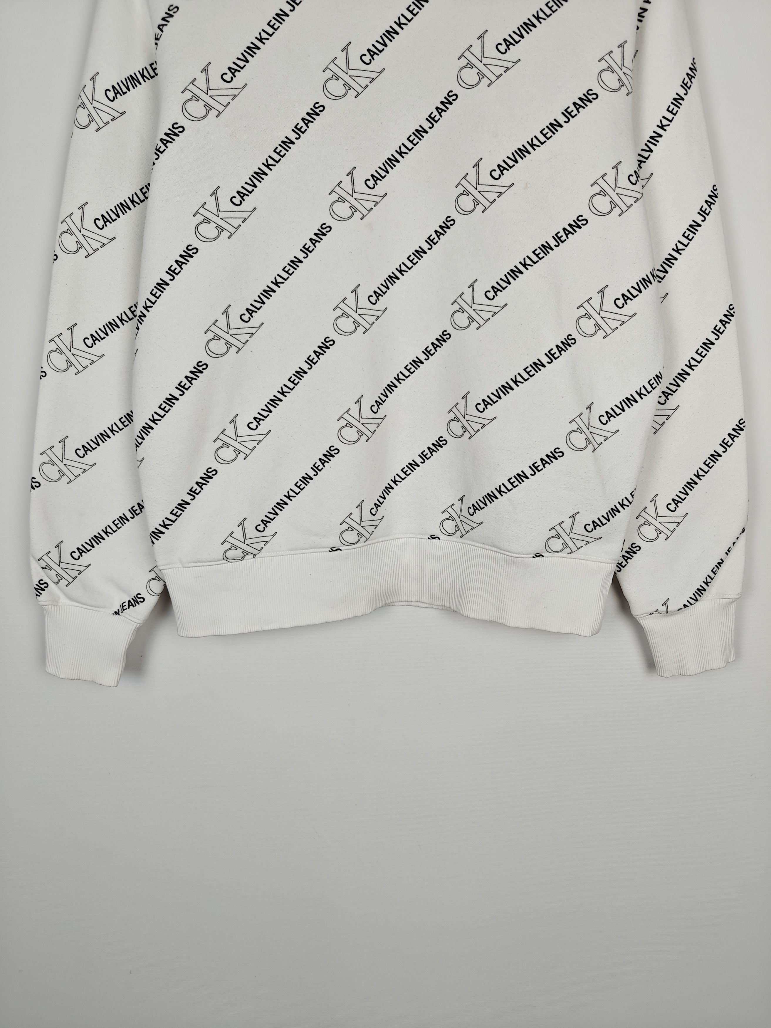 Calvin Klein Calvin Klein Jeans Sweatshirt Crewneck Monogram Pullover S Size US S / EU 44-46 / 1 - 3 Thumbnail