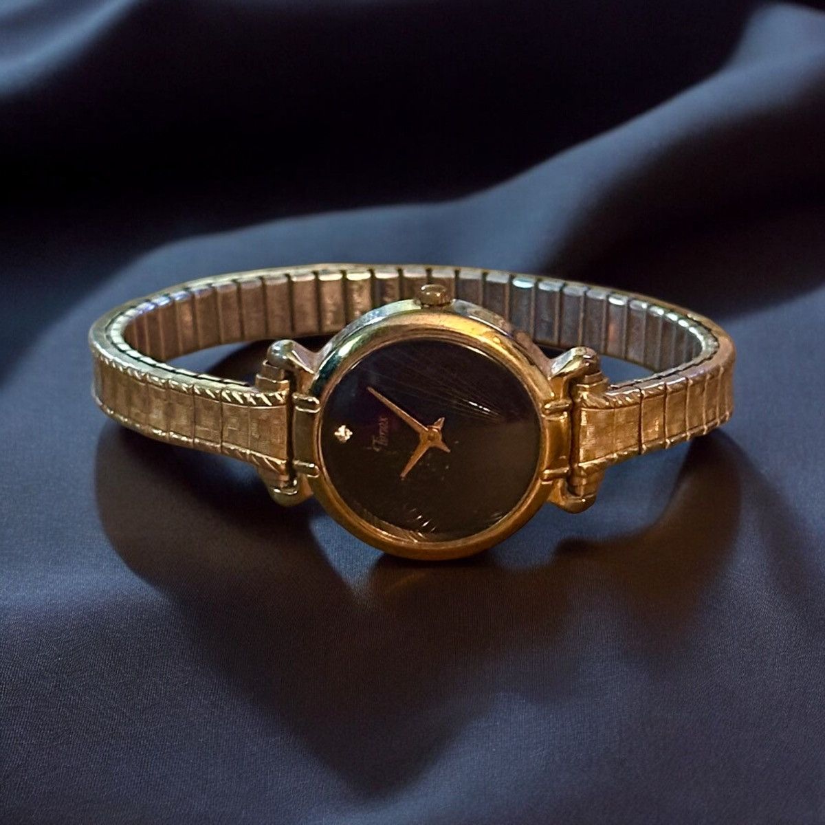 Timex Vintage Timex gold tone stretch band diamond accent watch Size ONE SIZE - 1 Thumbnail