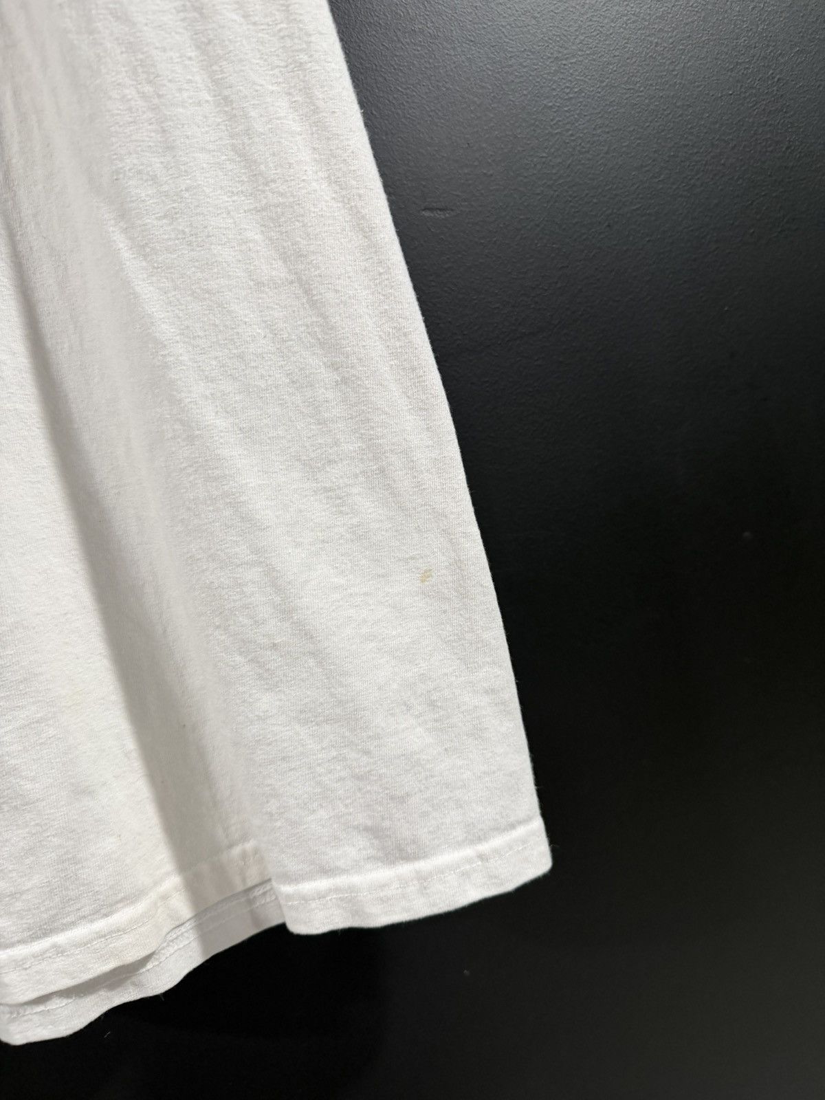 Vintage 2000s Vintage Nike Logo Grunge Tee M Size US M / EU 48-50 / 2 - 6 Thumbnail