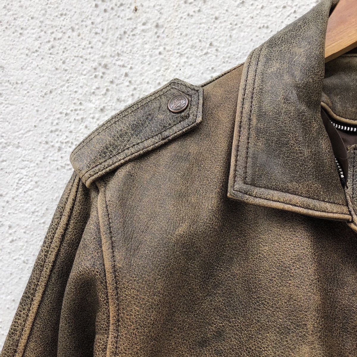 Vintage Vintage 90s GK Global Cowhide Leather Bomber Jacket Size US L / EU 52-54 / 3 - 8 Thumbnail