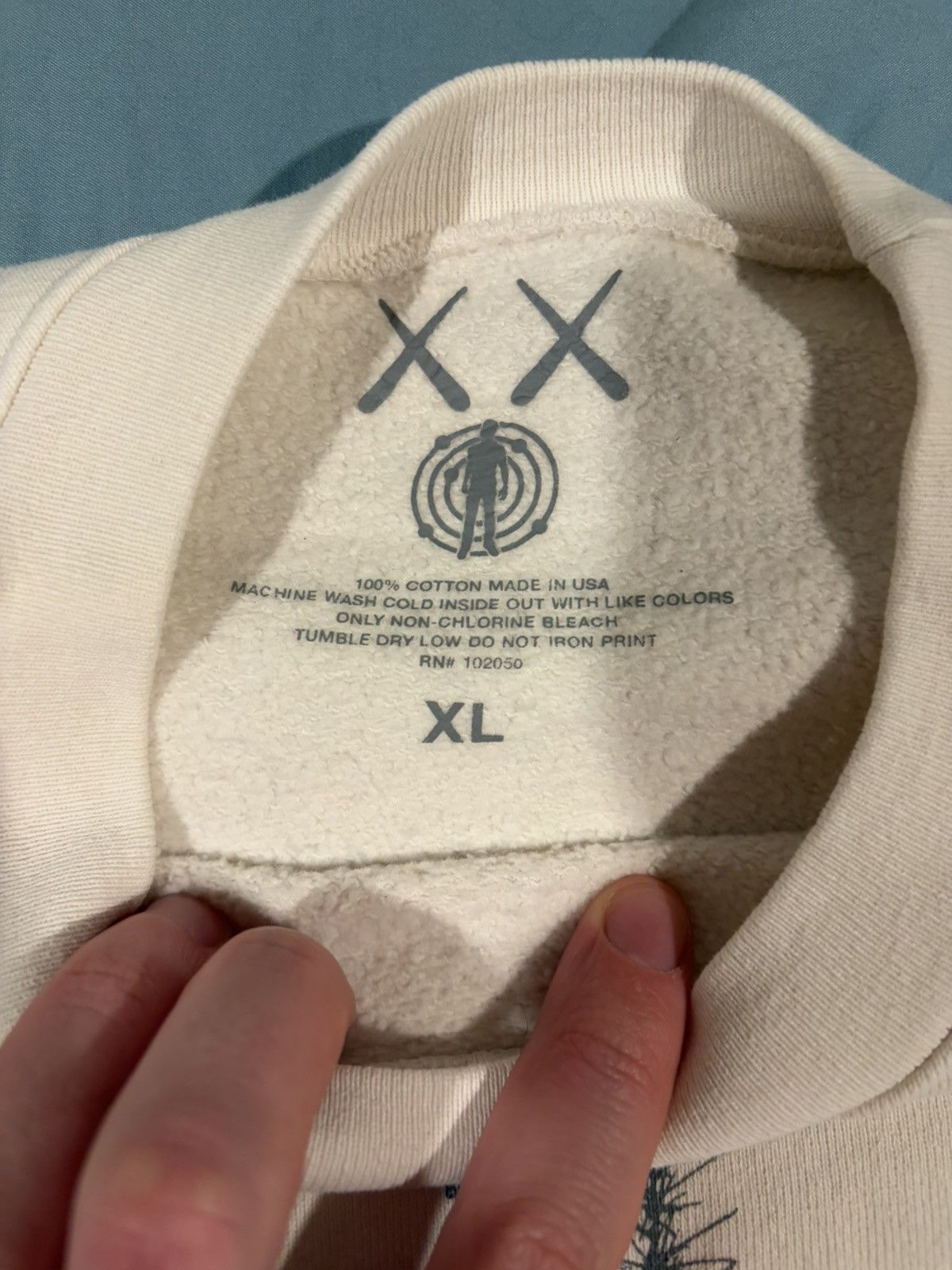 Kaws × Kid Cudi KAWS For Kid Cudi Moon Man Front Print Crewneck Sweatshirt Size US XL / EU 56 / 4 - 3 Thumbnail
