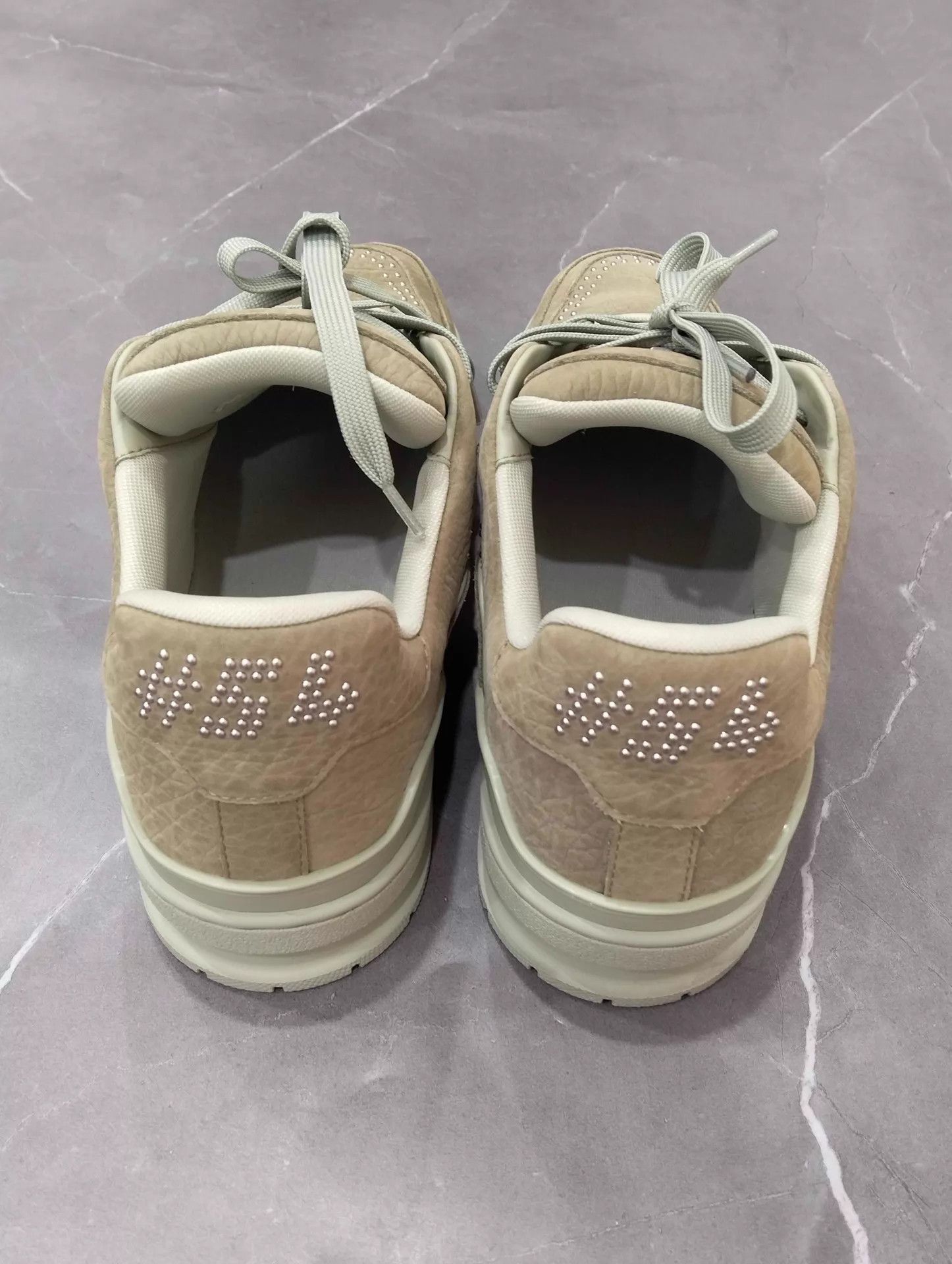 Louis Vuitton LV Trainer Green Studded Sneaker 42 Size US 9 / EU 42 - 5 Thumbnail