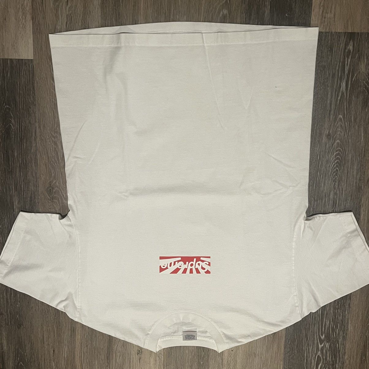 Supreme Supreme Japan Relief Box Logo Tee Rising sun bogo t shirt Size US XL / EU 56 / 4 - 19 Thumbnail