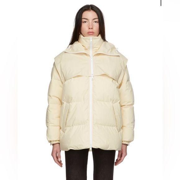 image of Bottega Veneta Off-White Down Puffer Jacket in Cream, Women's (Size Small)