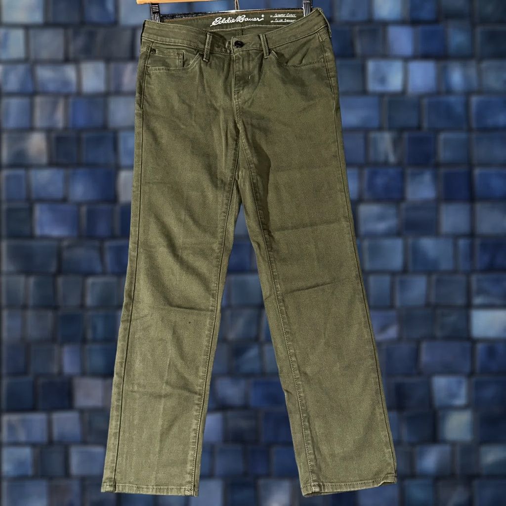 Eddie Bauer Eddie Bauer Pants Womens 8P Petite Green Cotton Stretch Chino Straight Slim Slightly Curvy 27in Inseam Size 30" / US 8 / IT 44 - 1 Thumbnail