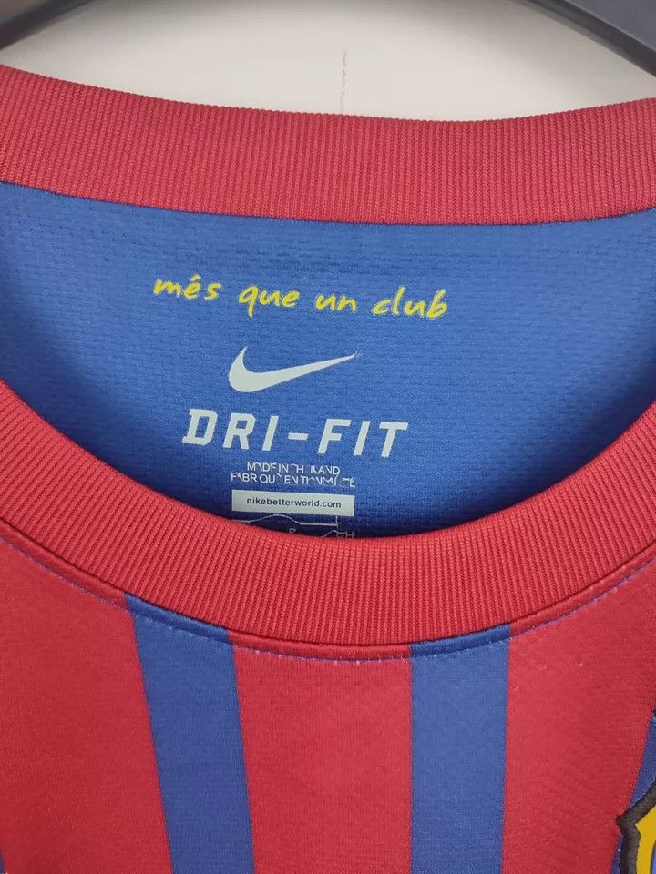 Nike FC BARCELONA 2011-12 HOME FOOTBALL SHIRT Kit SOCCER JERSEY Size US S / EU 44-46 / 1 - 14 Thumbnail