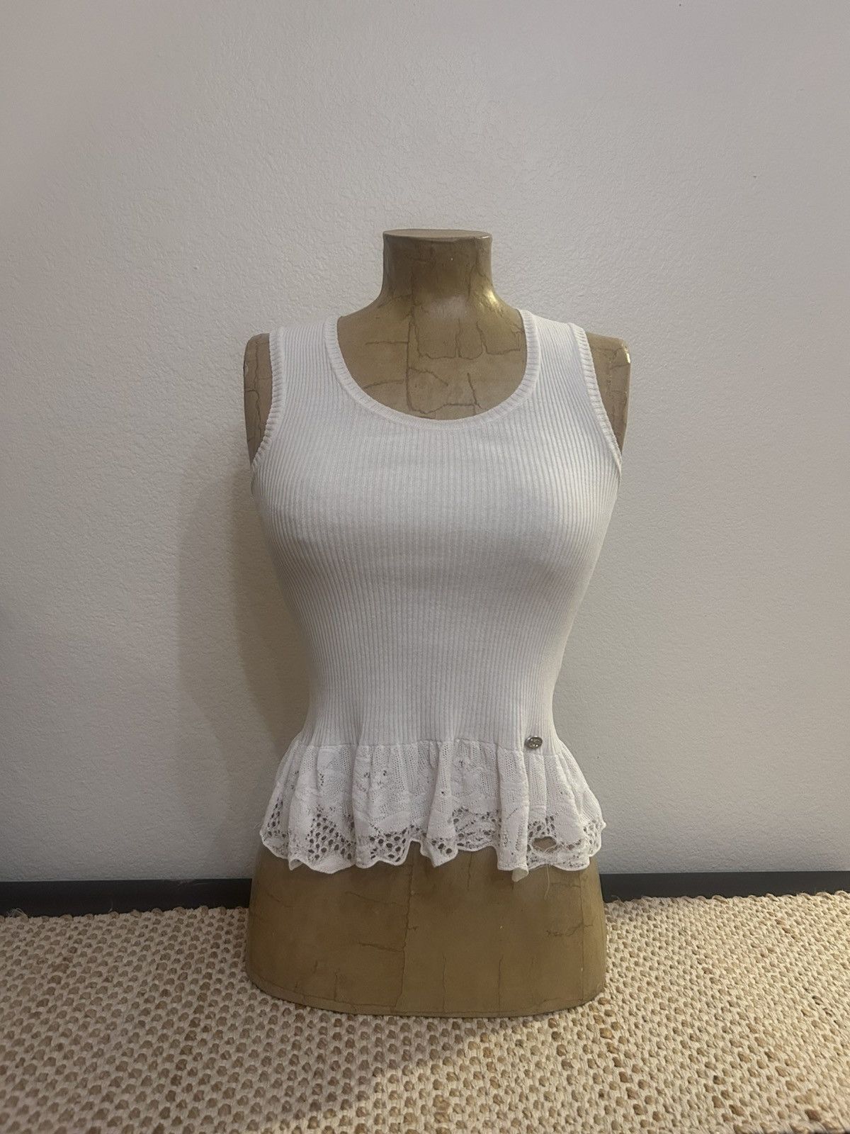 Chanel Vintage Womens CC Archive Chanel Lace Tank Top Y2K Size M / US 6-8 / IT 42-44 - 1 Thumbnail