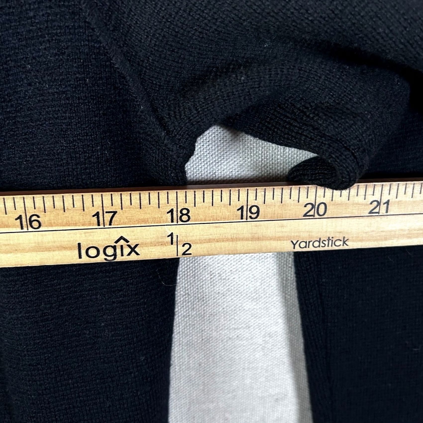Lord & Taylor VINTAGE Lord & Taylor Cardigan Black Small Open Front Merino Wool Knit Cardigan Women Knitwear Ready-to-Wear Guys Lady? Size S / US 4 / IT 40 - 4 Thumbnail