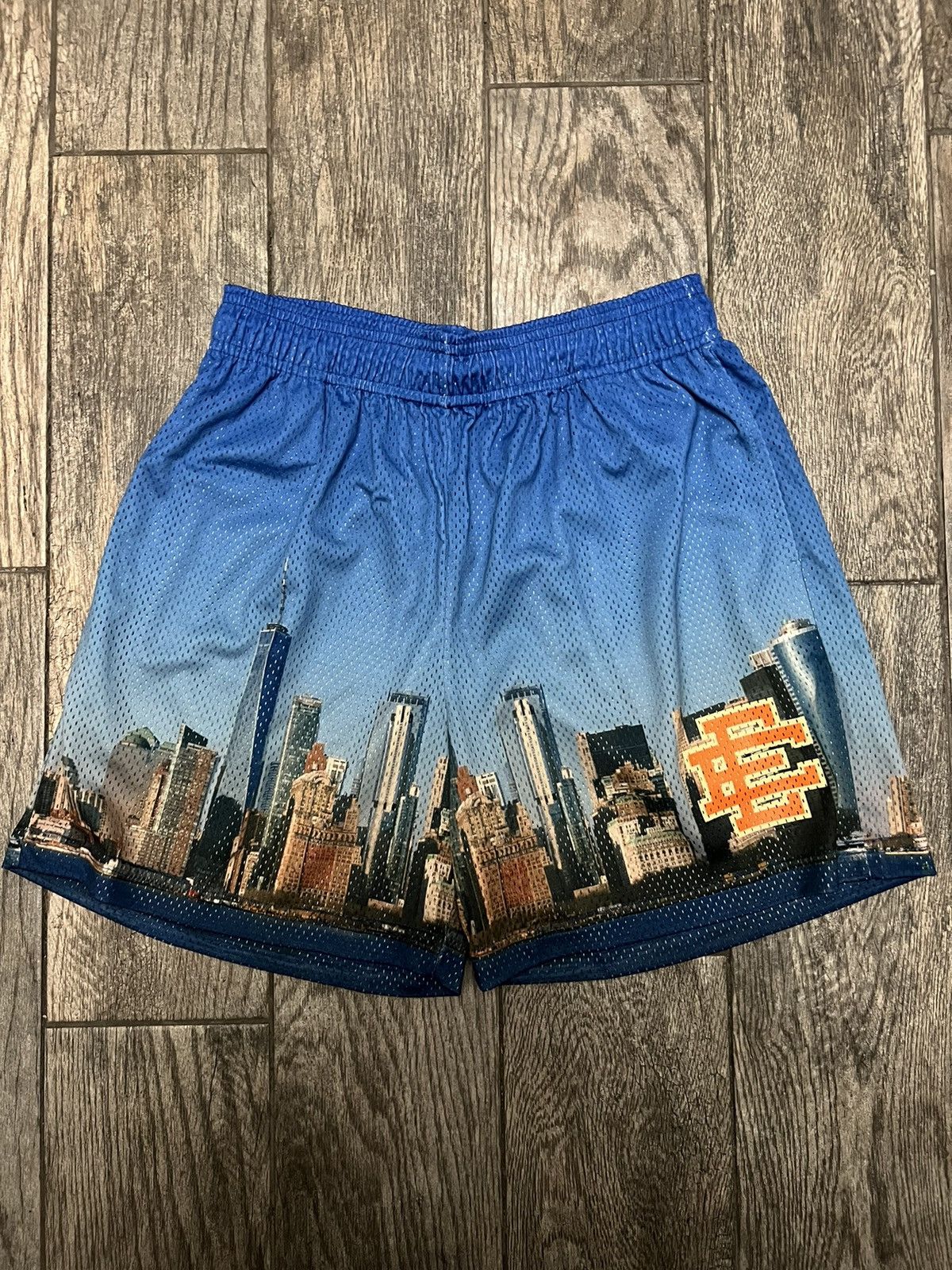 Eric Emanuel outlets Shorts size Large