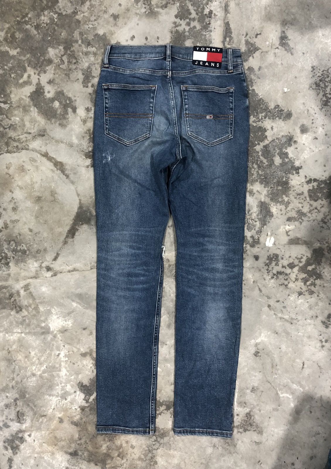 Other × Tommy Hilfiger Tommy Hilfiger distressed jeans Size 29" - 10 Thumbnail