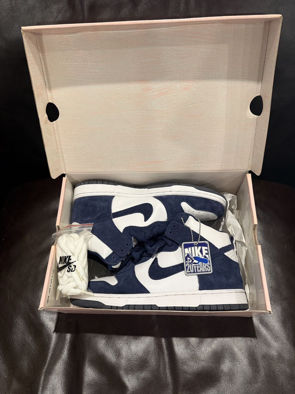 Nike Nike SB Dunk Hi Pro Villanova (2005)- 9.5M - 305050-141 - OG Size US 9.5 / EU 42-43 - 10 Thumbnail