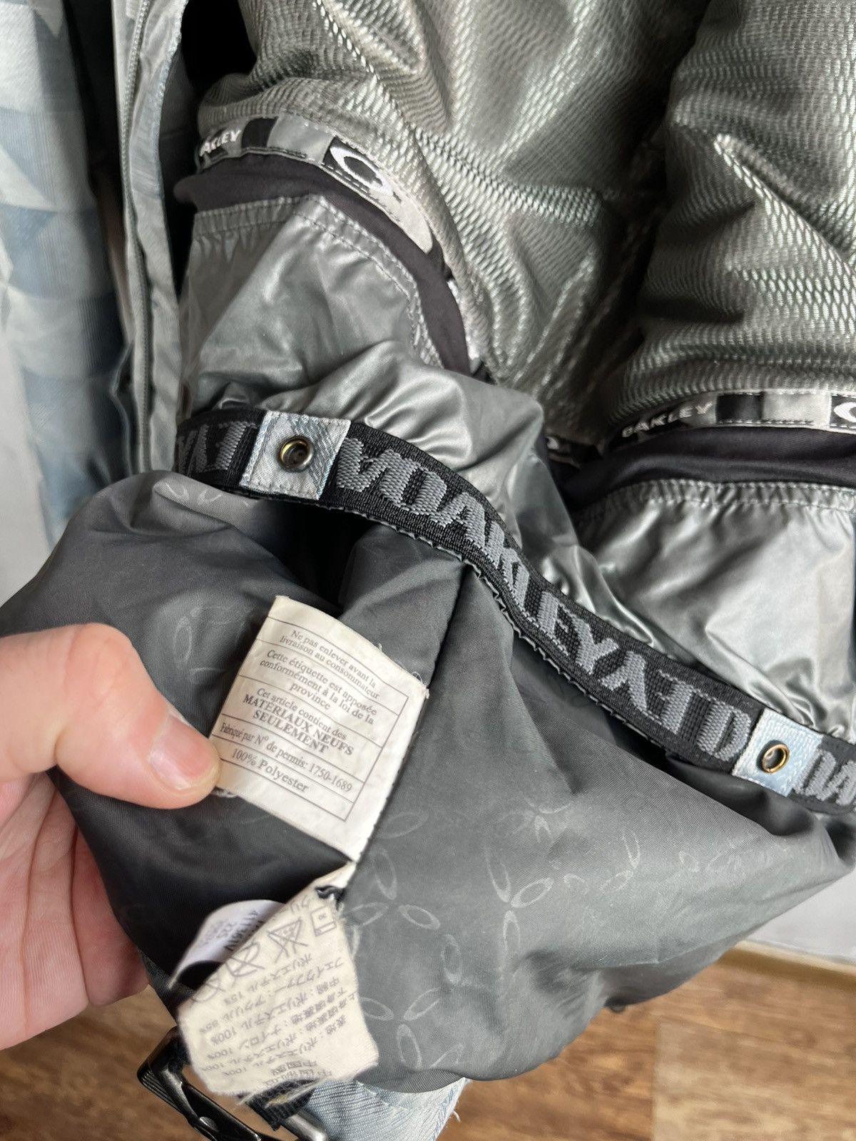Oakley Oakley outdoor jacket size L Size US L / EU 52-54 / 3 - 19 Thumbnail