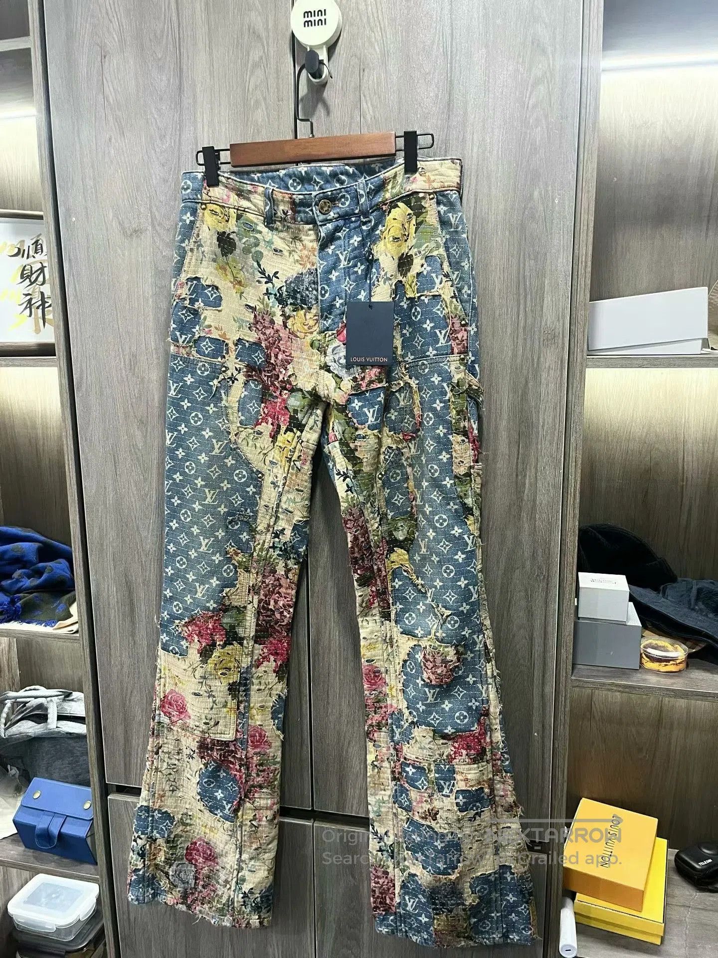 Louis Vuitton louis vuitton floral denim trousers size 30. Size 30" / US 8 / IT 44 - 2 Thumbnail