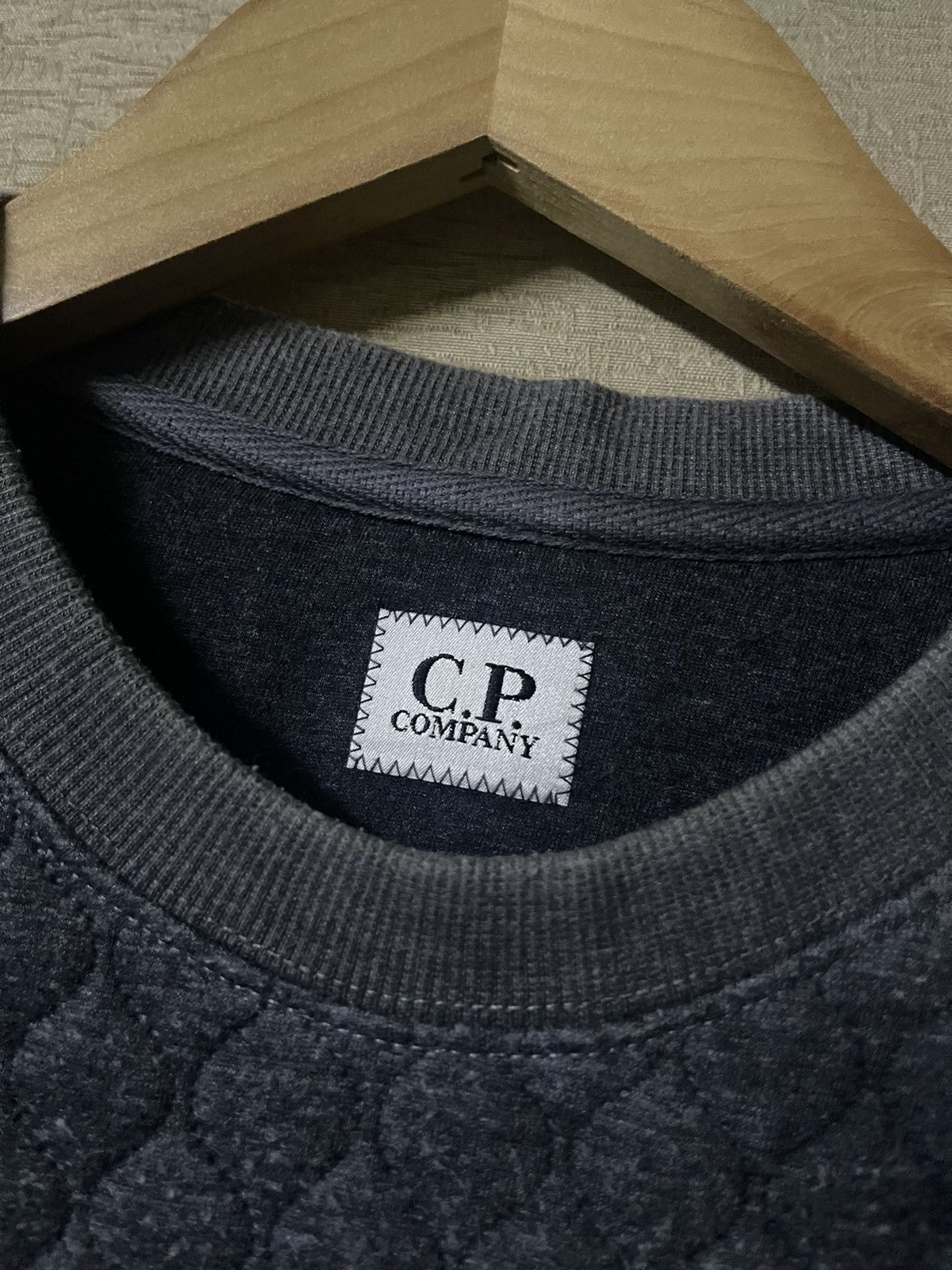 C.P. Company C.P. COMPANY Quilted Crew Neck Sweatshirt Size US M / EU 48-50 / 2 - 8 Thumbnail