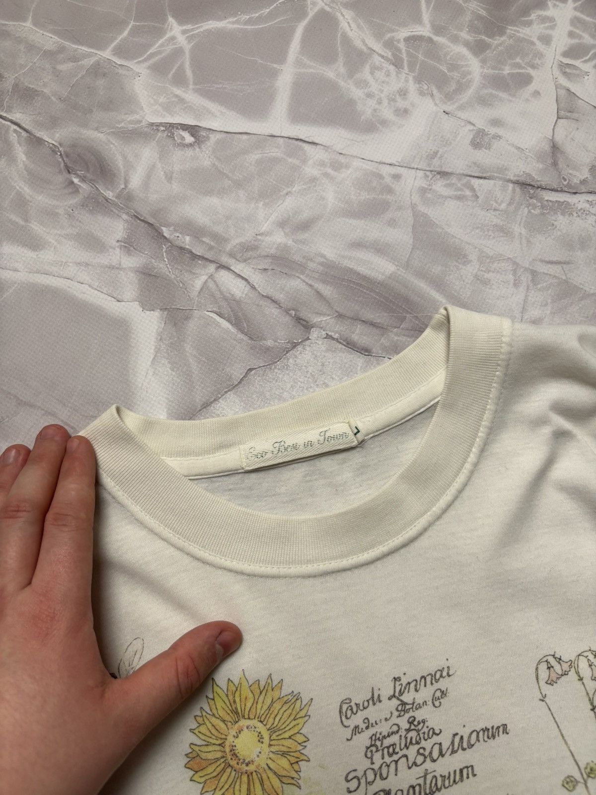 Vintage Rare VTG Linnaeus Methodus Plantarum Tee Lotta Dale Science Size US L / EU 52-54 / 3 - 12 Thumbnail