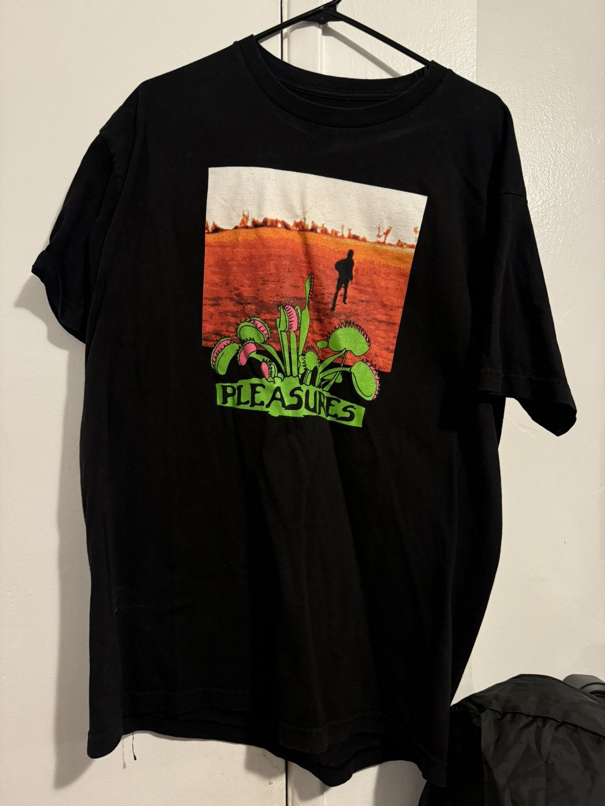 Pleasures Pleasure Venus Trap Tee Size US XL / EU 56 / 4 - 1 Thumbnail