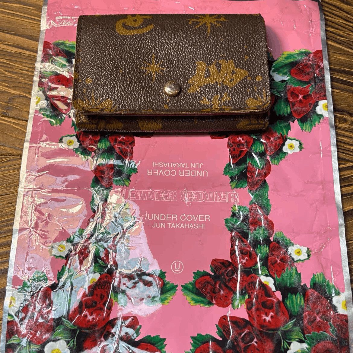 Undercover Undercover LV-RIP Monogram Wallet-2508 Size ONE SIZE - 8 Thumbnail