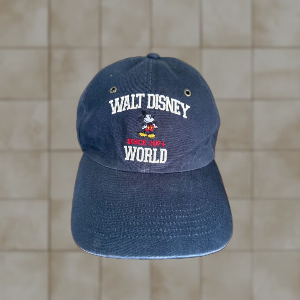 Disney VINTAGE Walt Disney World Mickey Mouse Leather Strapback Navy Blue Dad Hat VTG Size ONE SIZE - 1 Thumbnail