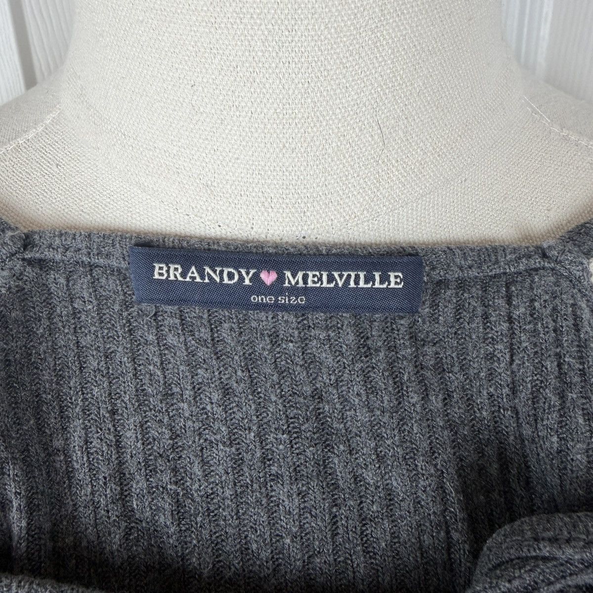 Brandy Melville Brandy Melville gray tank top Size ONE SIZE - 3 Thumbnail