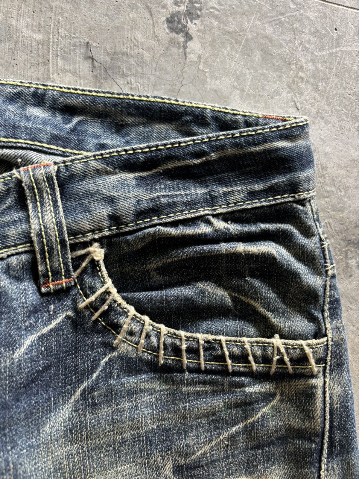 Tornado Mart FLARE LUCKY STORE JEANS JAPANESE DENIM STUDDED RUSTY MUDWASH Size US 31 - 10 Thumbnail