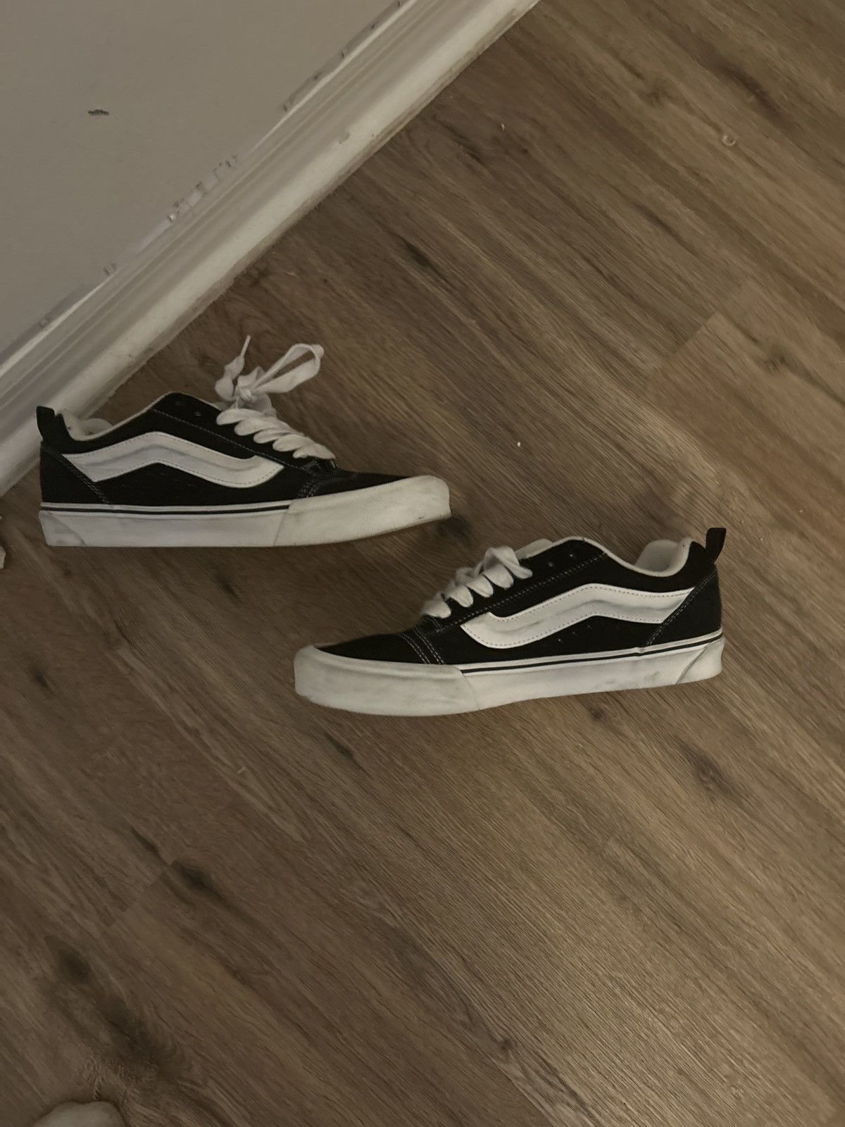 Vans new skool vans Size US 12 / EU 45 - 1 Thumbnail