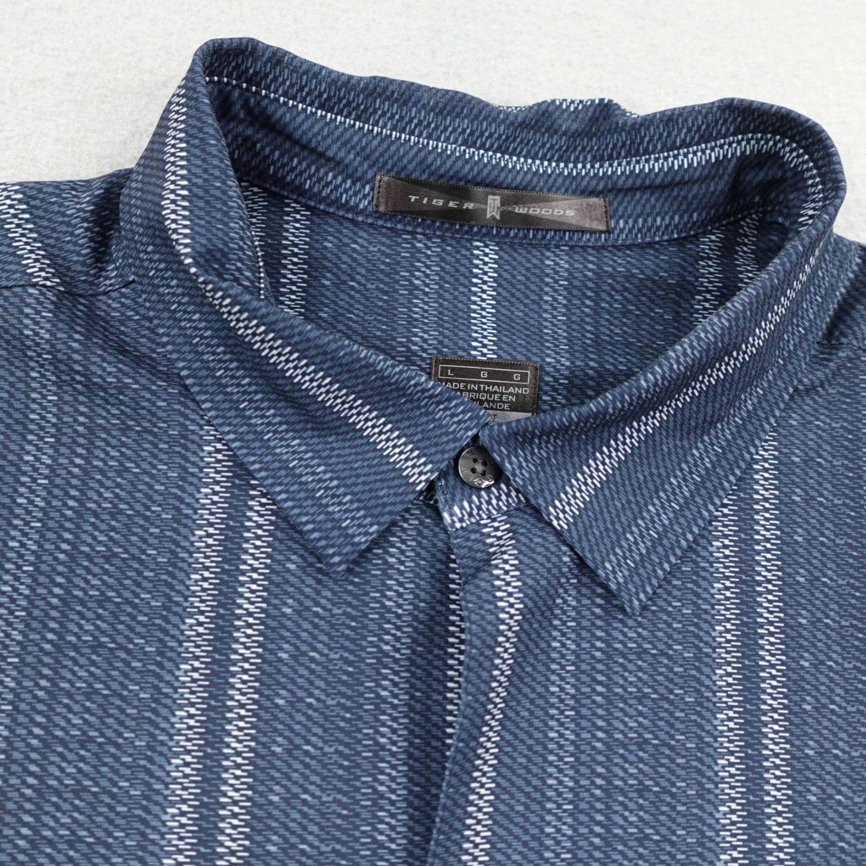 Nike Nike Shirt Men Large Blue Stripes Tiger Woods Dri-FIT Golf Button Up Performance Size US L / EU 52-54 / 3 - 2 Thumbnail