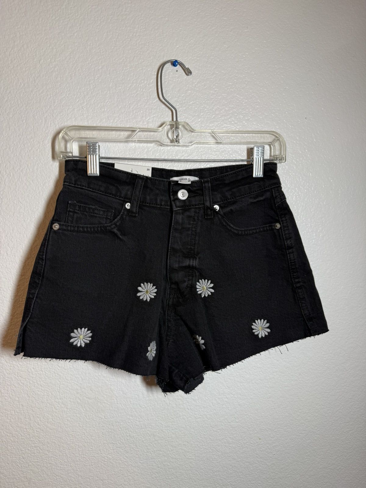 Forever 21 Forever 21 Black Denim shorts Size 25" / US 0 / IT 36 - 3 Thumbnail