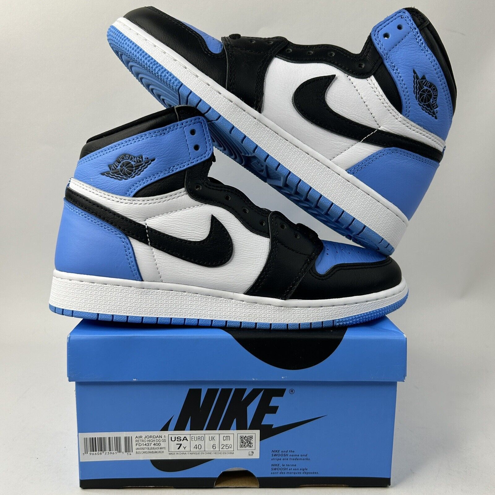 Nike Nike Air Jordan 1 High Retro GS “UNC Toe” 2024 Size US 8.5 / IT 38.5 - 1 Thumbnail