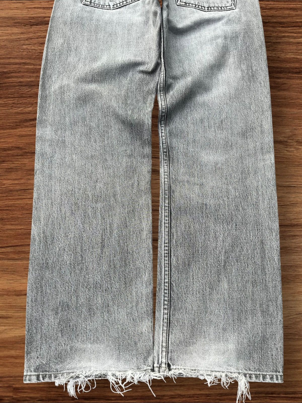 Levi's × Levi's Vintage Clothing × Vintage Vintage 90s Levi’s 505 Grey Wash Distressed Frayed Leg Jeans Size US 35 - 13 Thumbnail