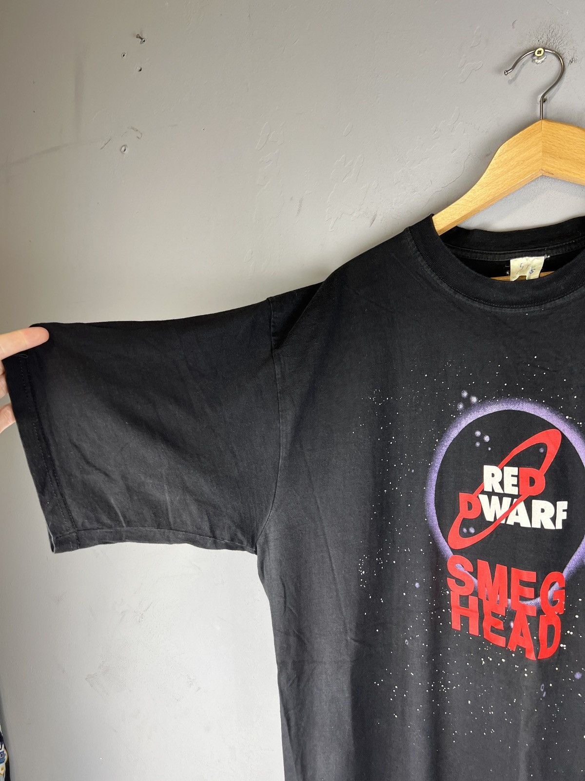 Vintage 1994 Vintage Red Dwarf Black Washed Movie T-shirt Size US XL / EU 56 / 4 - 7 Thumbnail