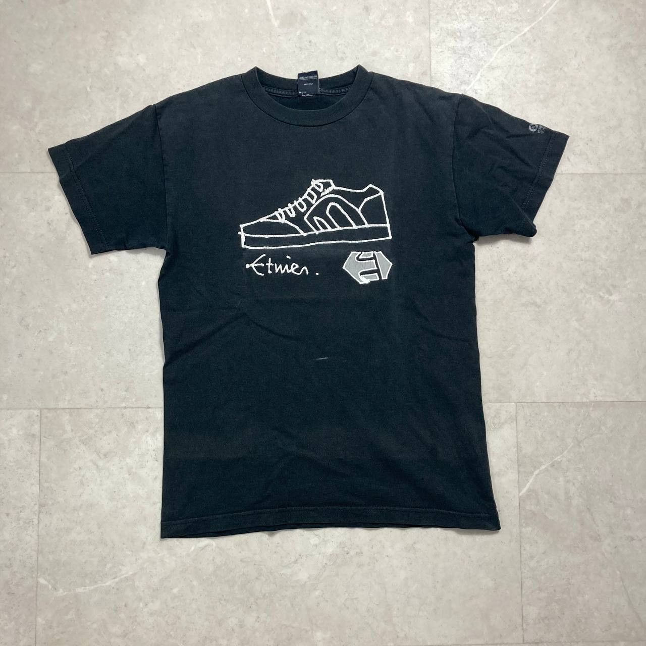 Etnies Vintage Etnies Skateboards Faded Tee Size US M / EU 48-50 / 2 - 1 Thumbnail