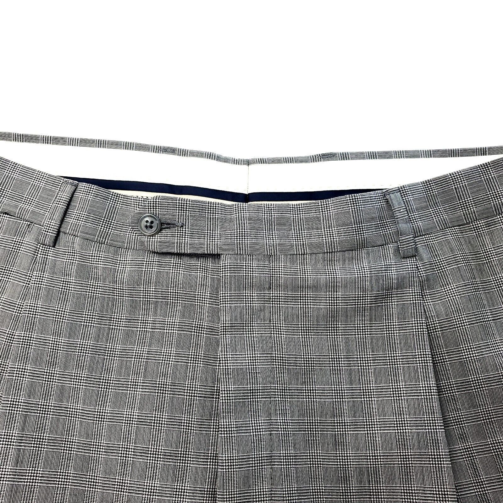 Hart Schaffner Marx Hart Schaffner Marx Wool Dress Pants 36/28 Gray Plaid Mid Ri Size 36R - 2 Thumbnail