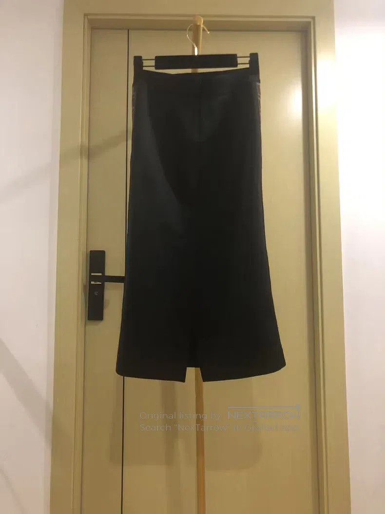 Fendi Fendi Black Monogram Half Skirt Size 26" / US 2 / IT 38 - 2 Thumbnail