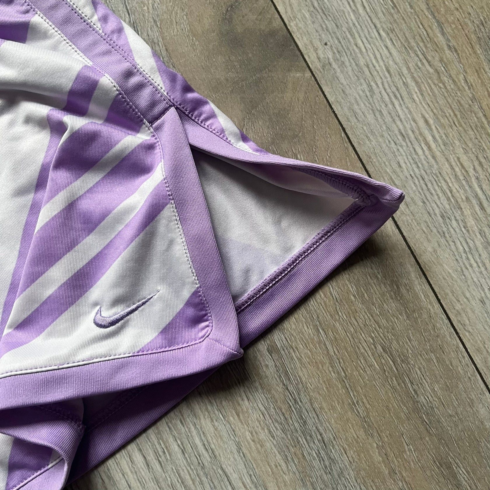 Nike Nike Dri-Fit Striped Lavender Tennis Skirt Size 25" / US 0 / IT 36 - 3 Thumbnail