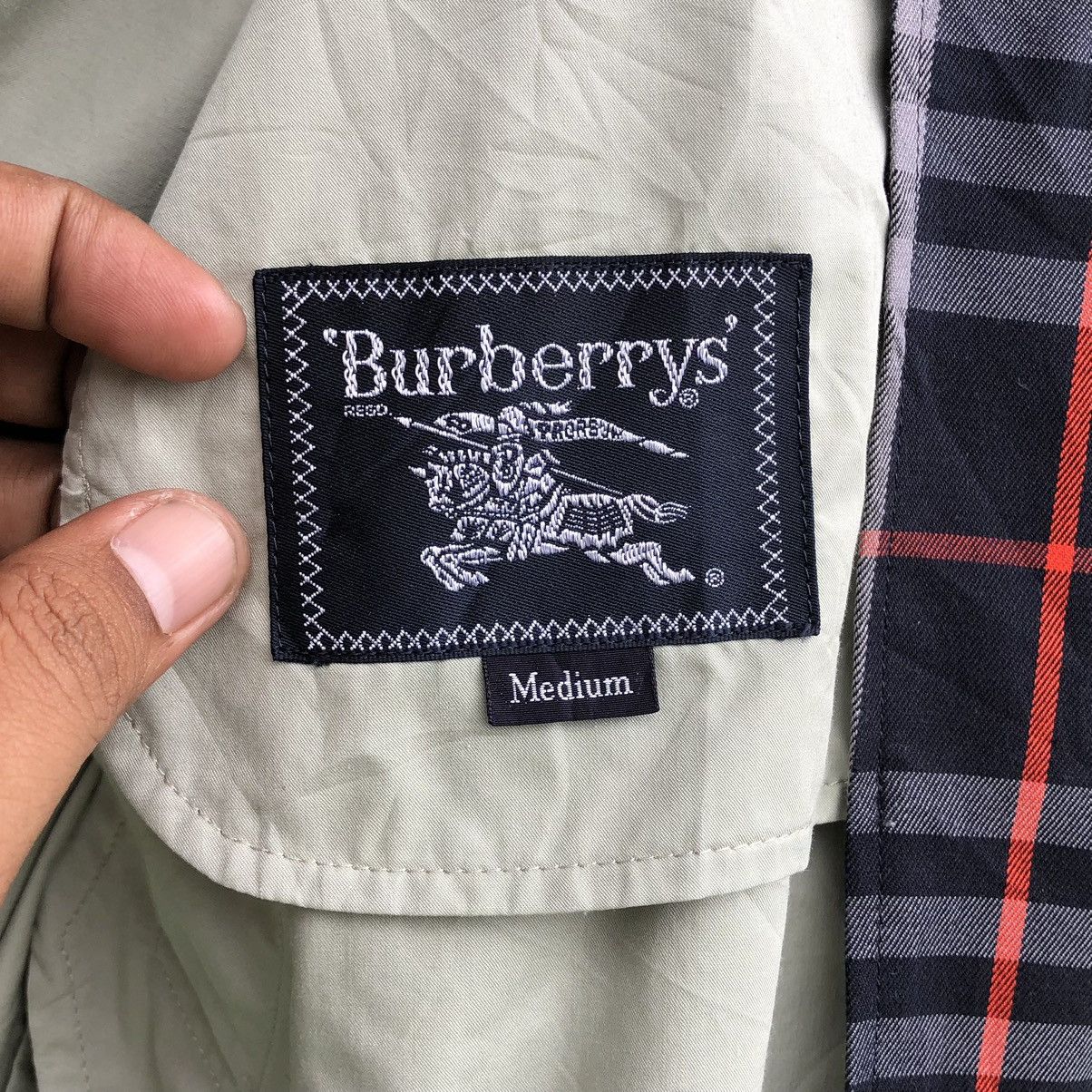 Burberry Vintage Burberrys Embroidery Logo Bomber Jacket Size US M / EU 48-50 / 2 - 13 Thumbnail