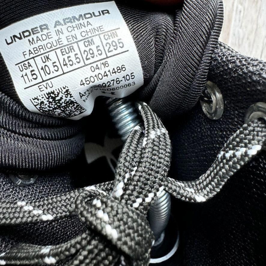 Under Armour UNDER ARMOUR • Fire Shot "Metallic Silver" (11.5M) Size US 11.5 / EU 44-45 - 5 Thumbnail