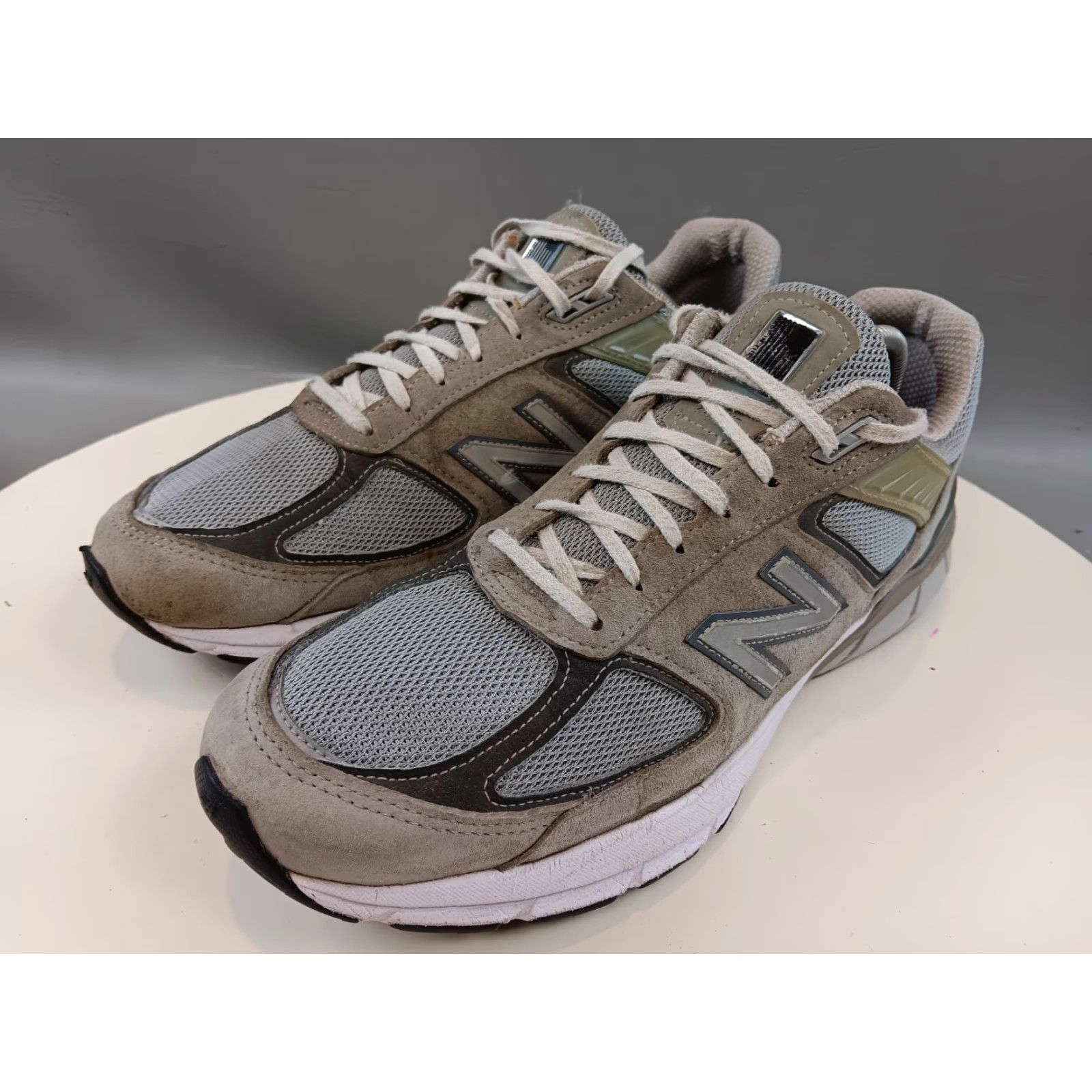 New Balance NEW BALANCE 990v5 Mens Size 12 Gray Low Made in USA ENCAP Sneaker Size ONE SIZE - 4 Thumbnail