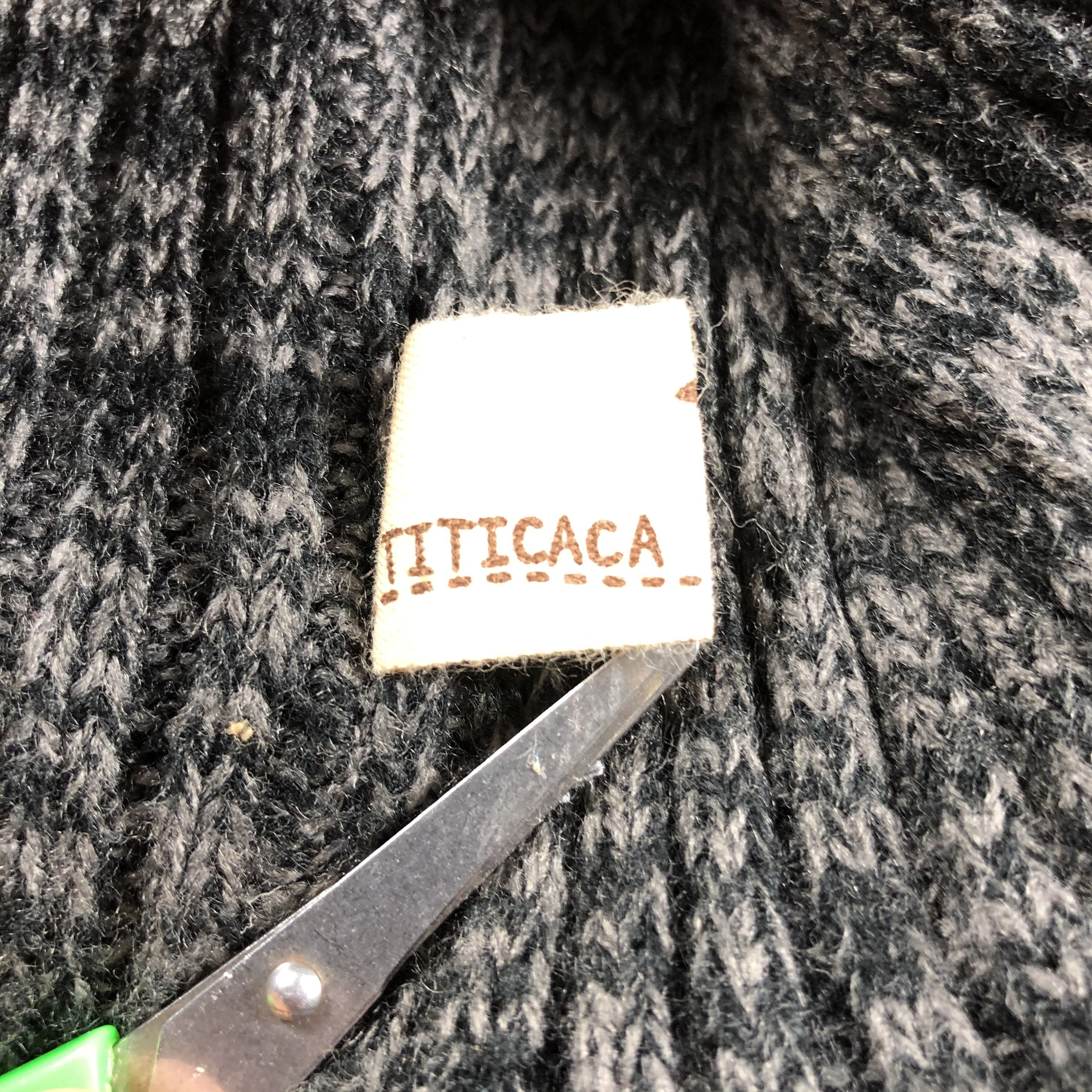 Vintage Titicaca Viva Amigos Knit Beanie Snowcap Snow Hat B737 Size ONE SIZE - 5 Thumbnail