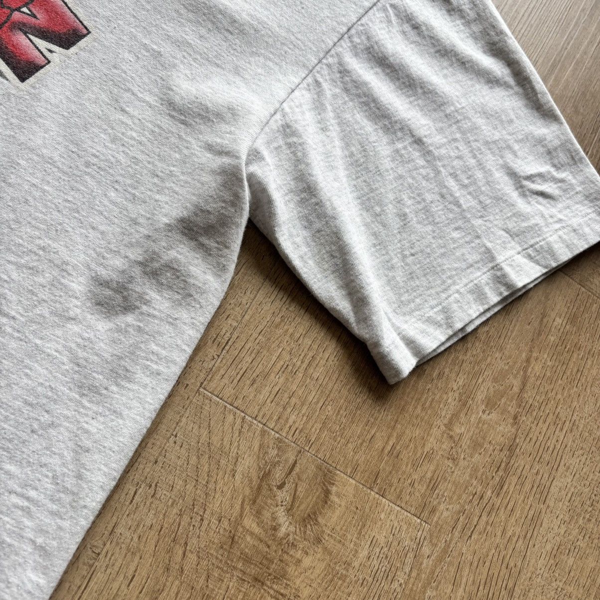 Vintage Vintage University of McGill Redmen Football Tshirt Size US L / EU 52-54 / 3 - 2 Thumbnail