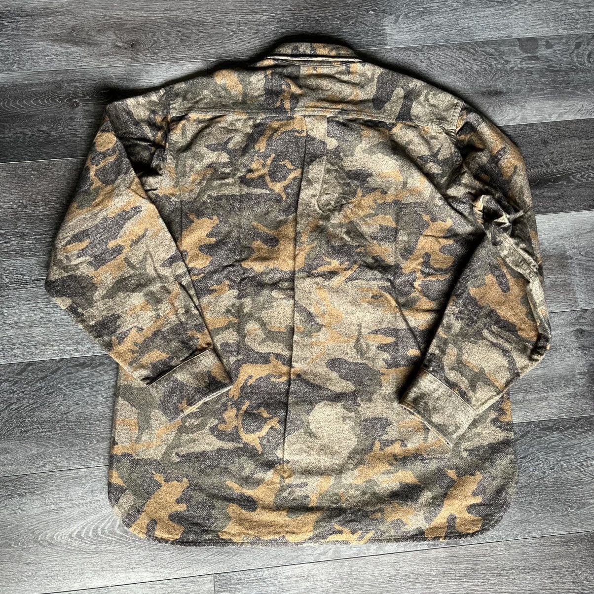 L.L. Bean Vintage L.L. Bean Camo Chamois Print Hunting Button Up Shirt Size US M / EU 48-50 / 2 - 2 Thumbnail