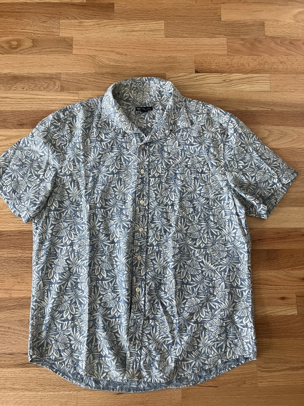 Gap × Vintage Gap Tropical Print Button Up Shirt - XL🌿 Size US XL / EU 56 / 4 - 1 Thumbnail